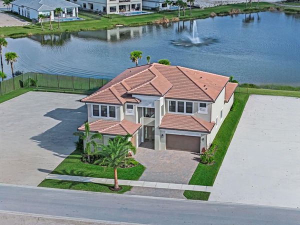 10028 Cloud View, Palm Beach Gardens, FL 33412