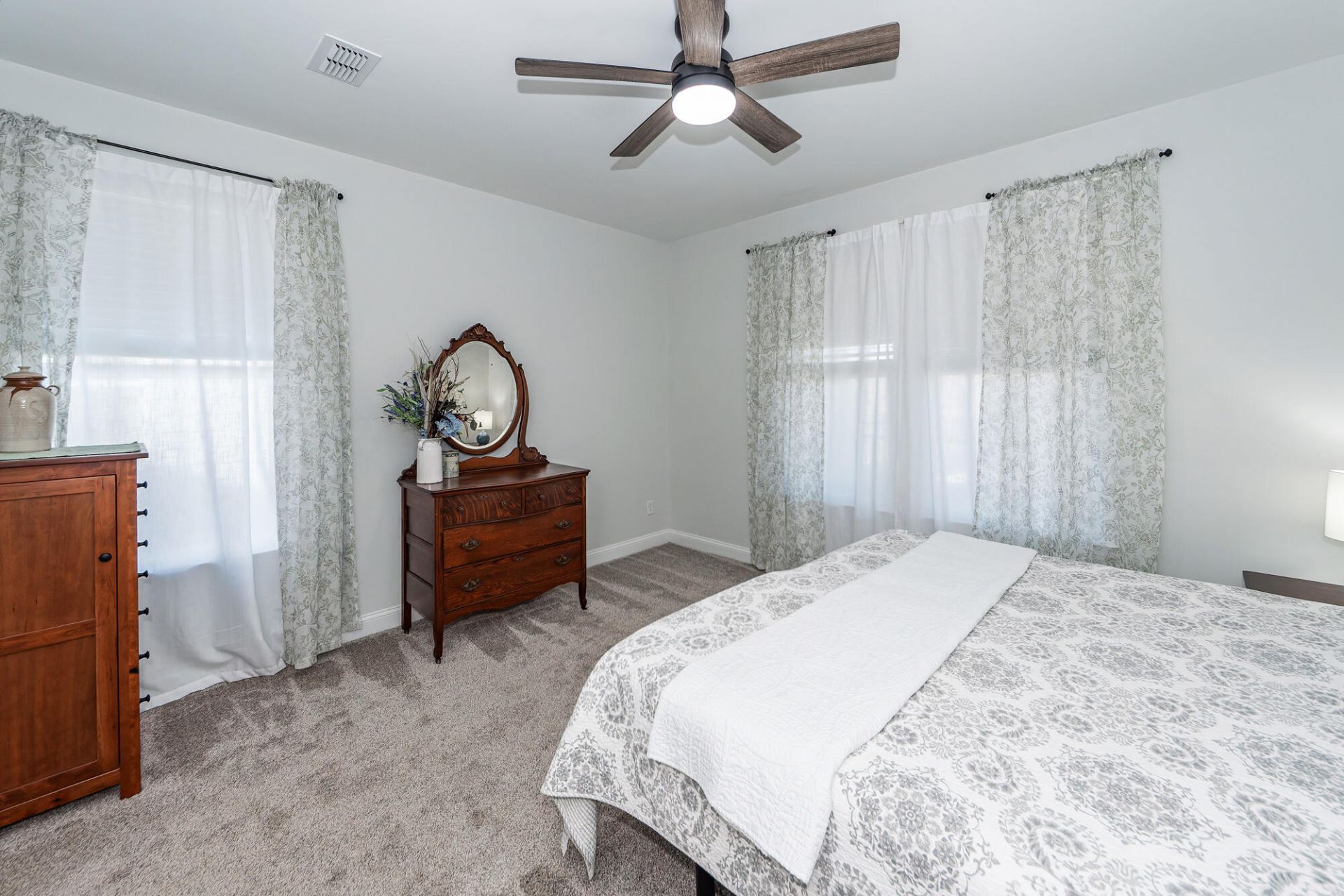 350 Dahlia Row Drive Photo 19