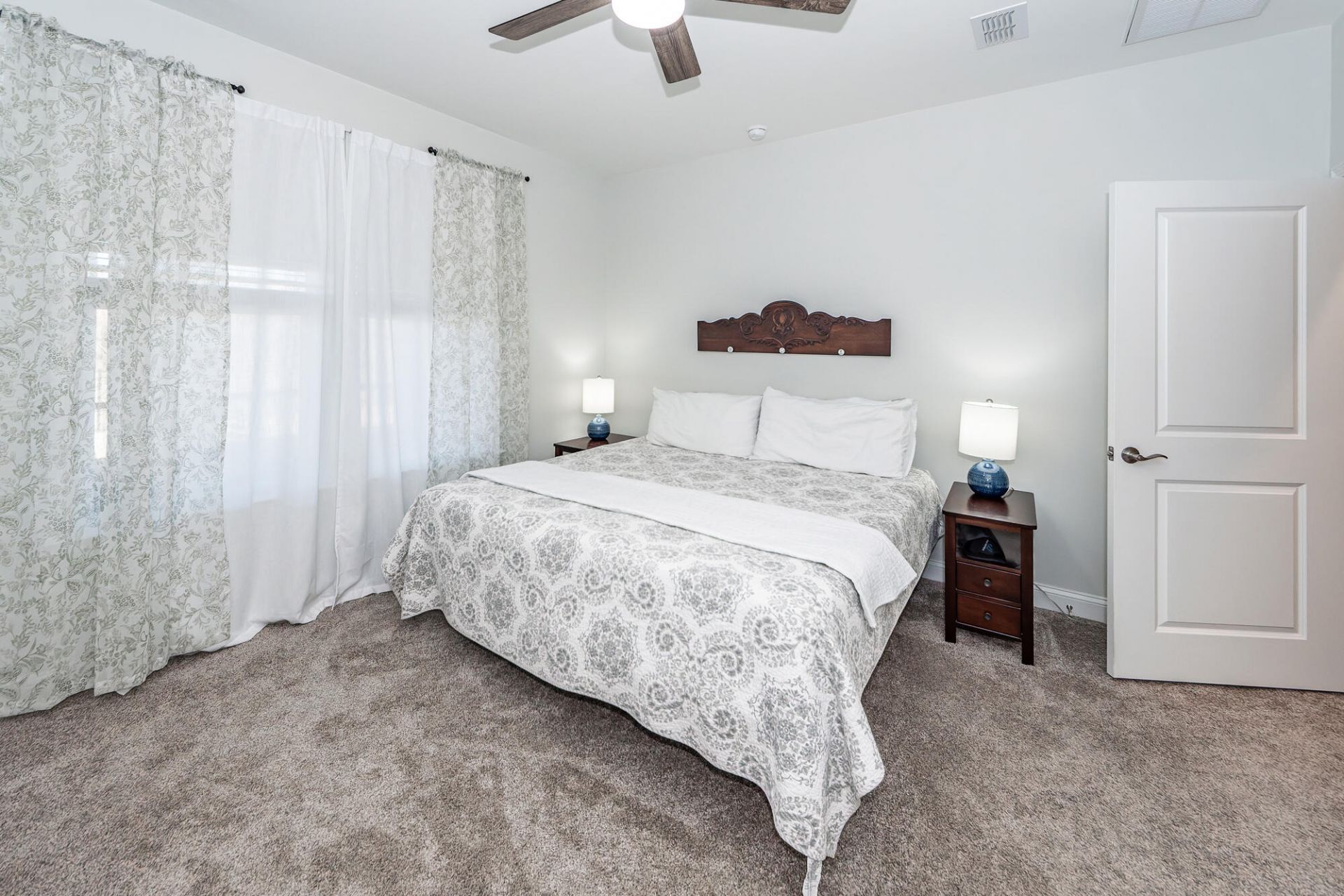 350 Dahlia Row Drive Photo 20