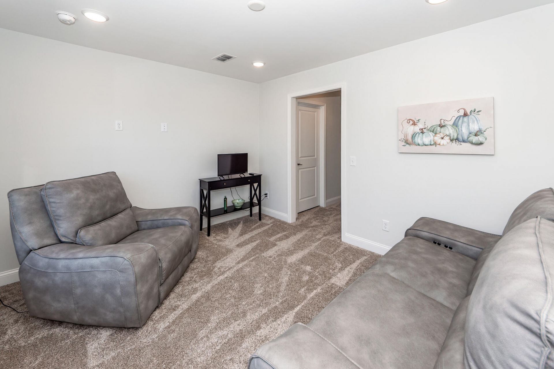 350 Dahlia Row Drive Photo 33