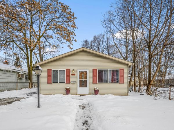 8285 Packard Avenue, Warren, MI 48089
