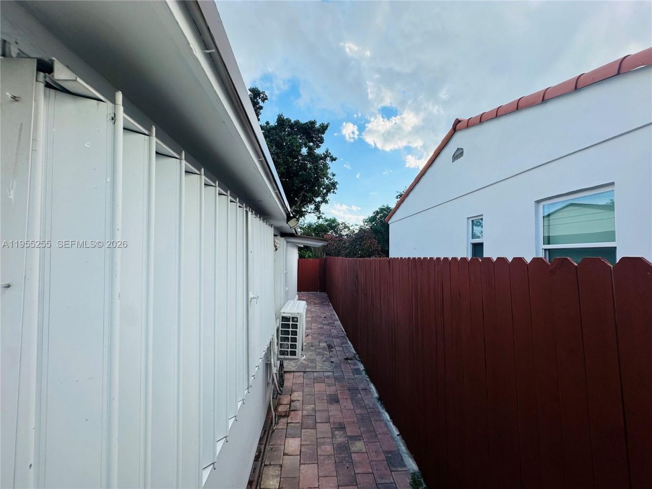 3052 SW 6th St, Unit 3052, Miami, FL 33135 Photo