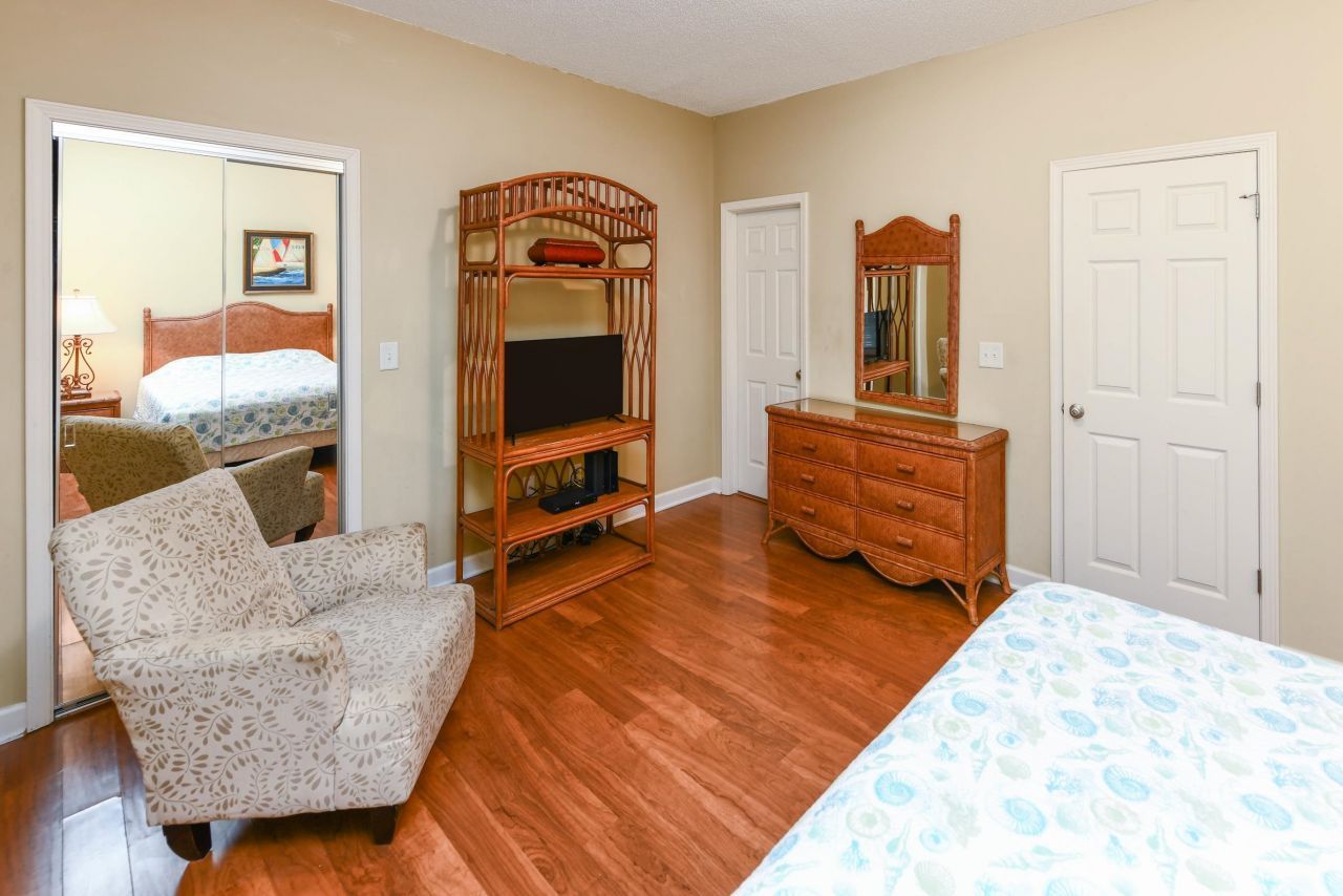 118 A 14th Ave. N  Photo 11