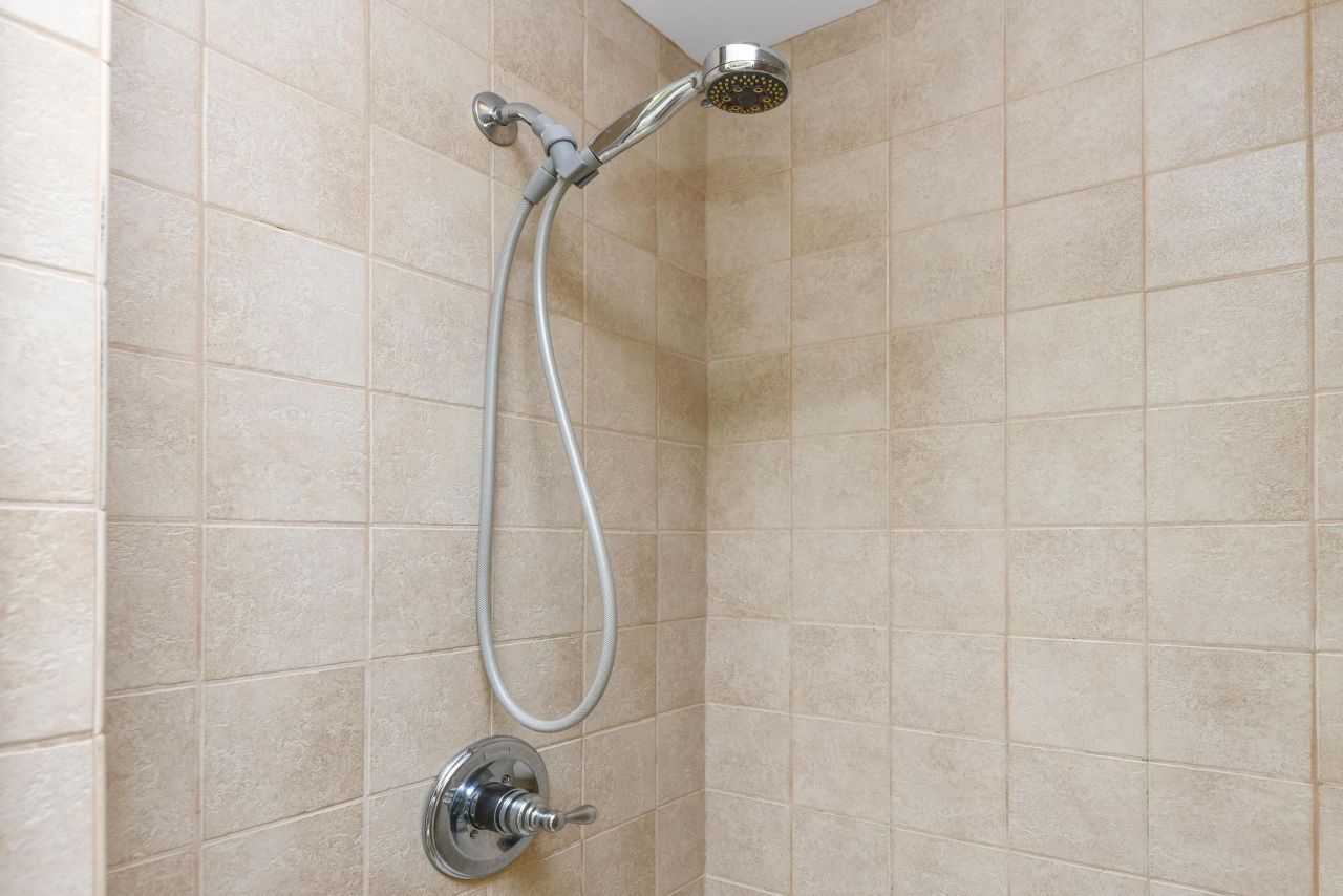 118 A 14th Ave. N  Photo 24