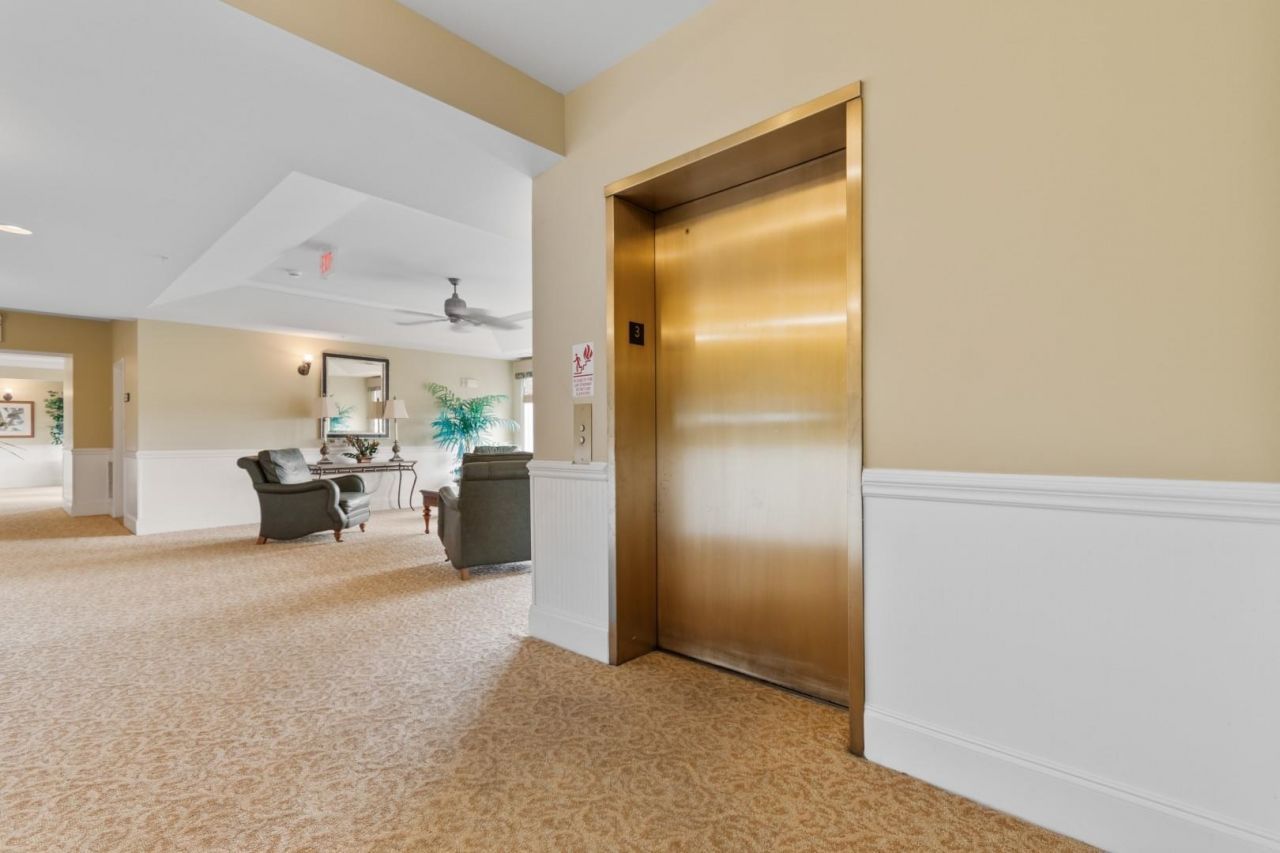 2180 Waterview Dr. Photo 33