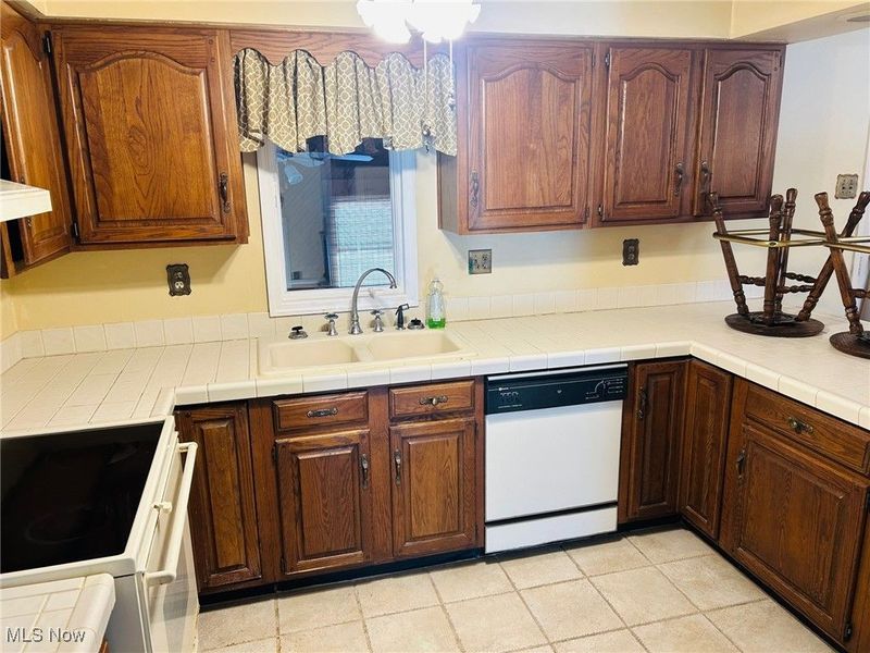 64682 Beth Dr., Bellaire, OH 43906 Photo 12