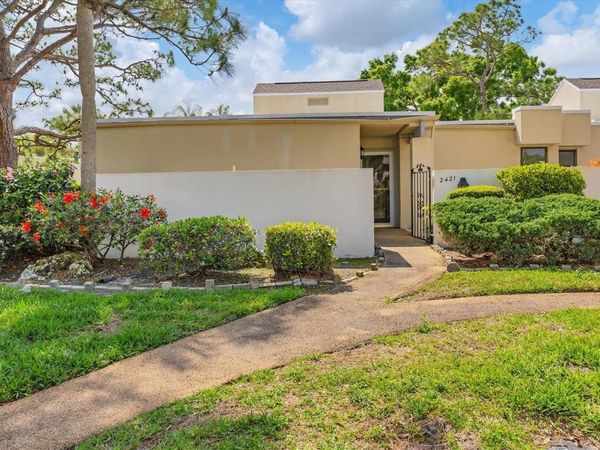 2421 CRISPIN COURT, Unit E3, SARASOTA, FL 34235