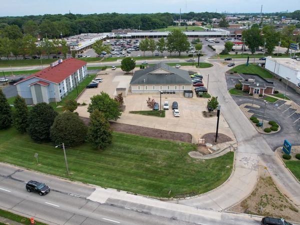 3131 N Water Street, Decatur, IL 62526