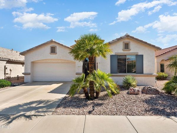 17611 W Ingleside Drive, Surprise, AZ 85374