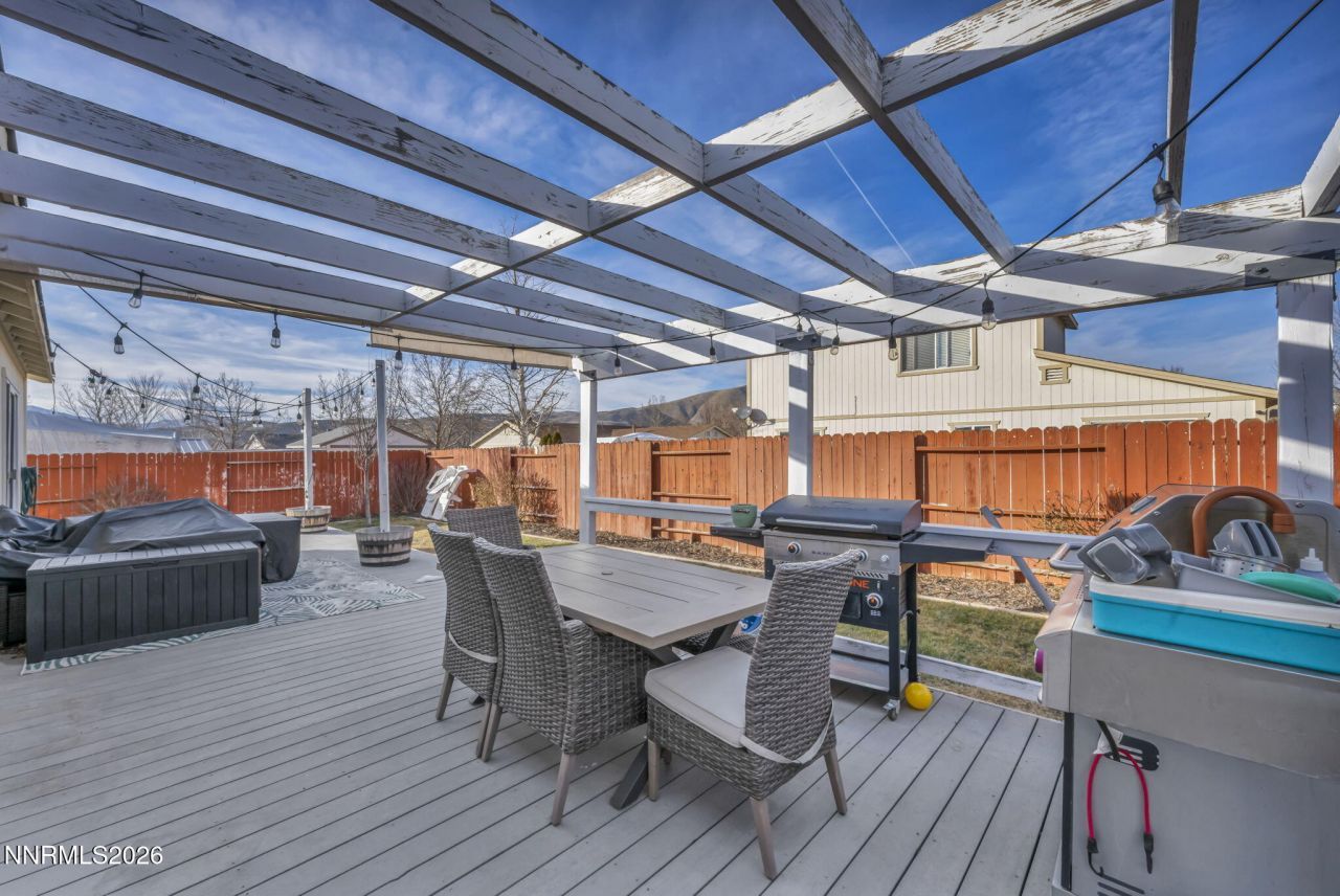 17527 Sunstone Court, Reno, NV 89508 Photo