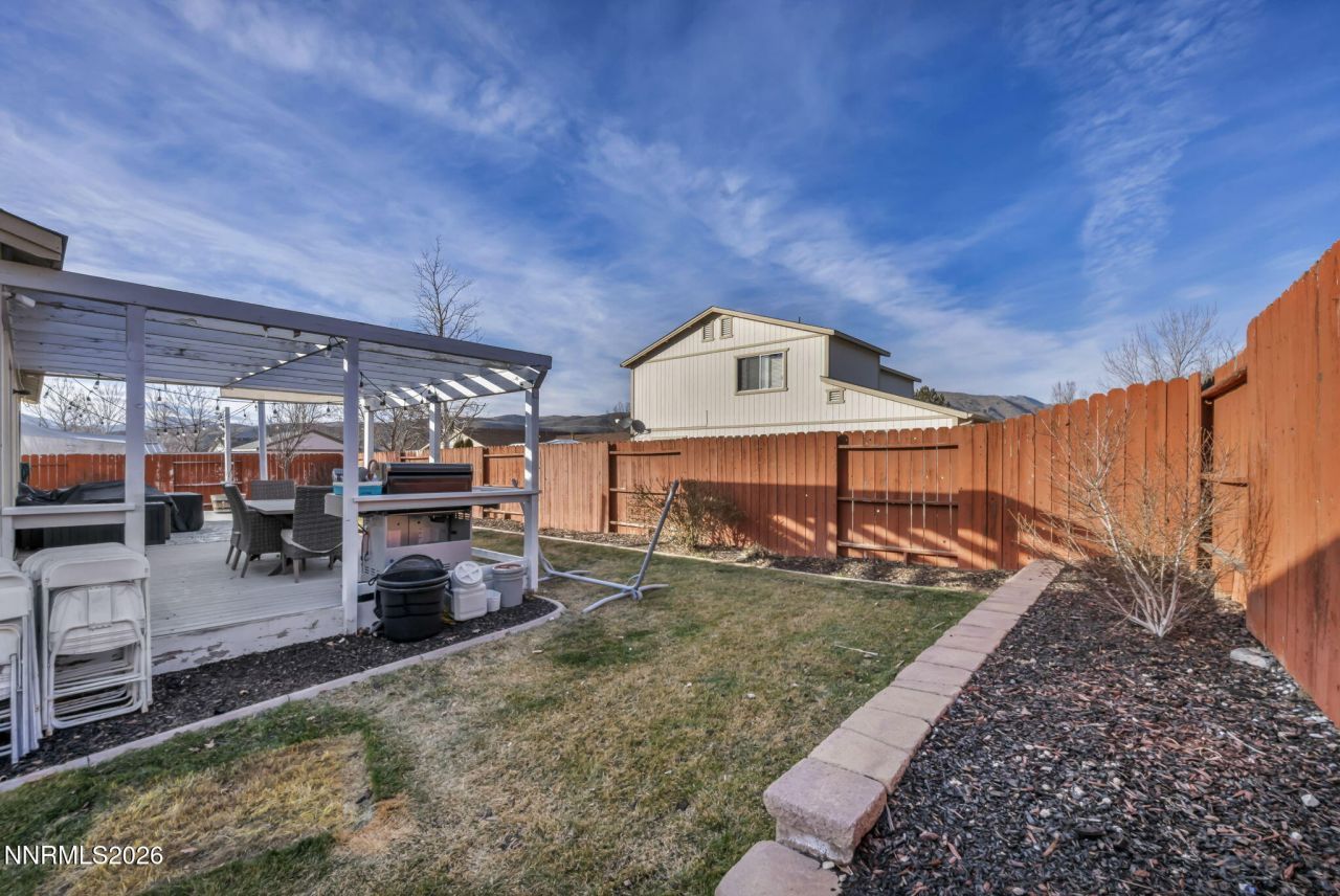 17527 Sunstone Court, Reno, NV 89508 Photo