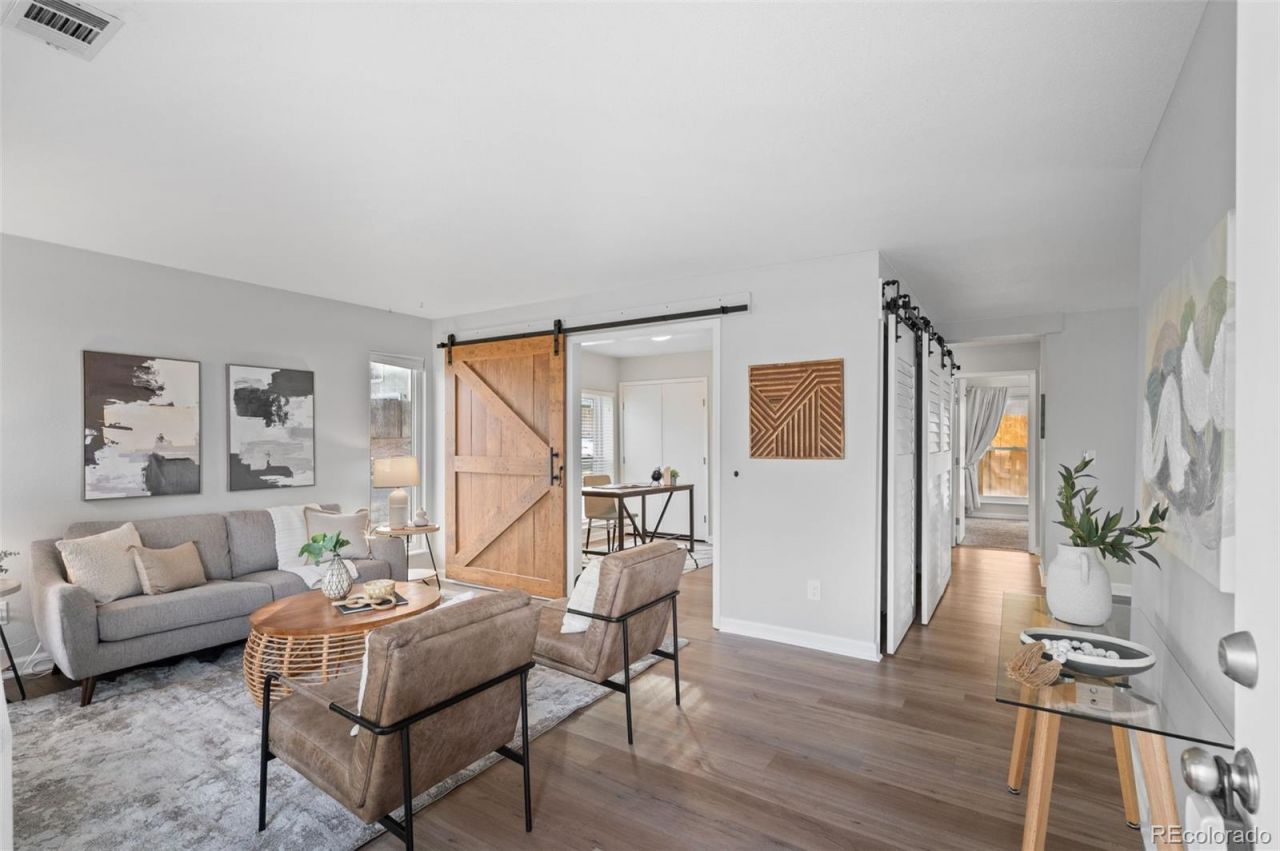 16373 E Rice Place, Unit B, Aurora, CO 80015 Main Photo