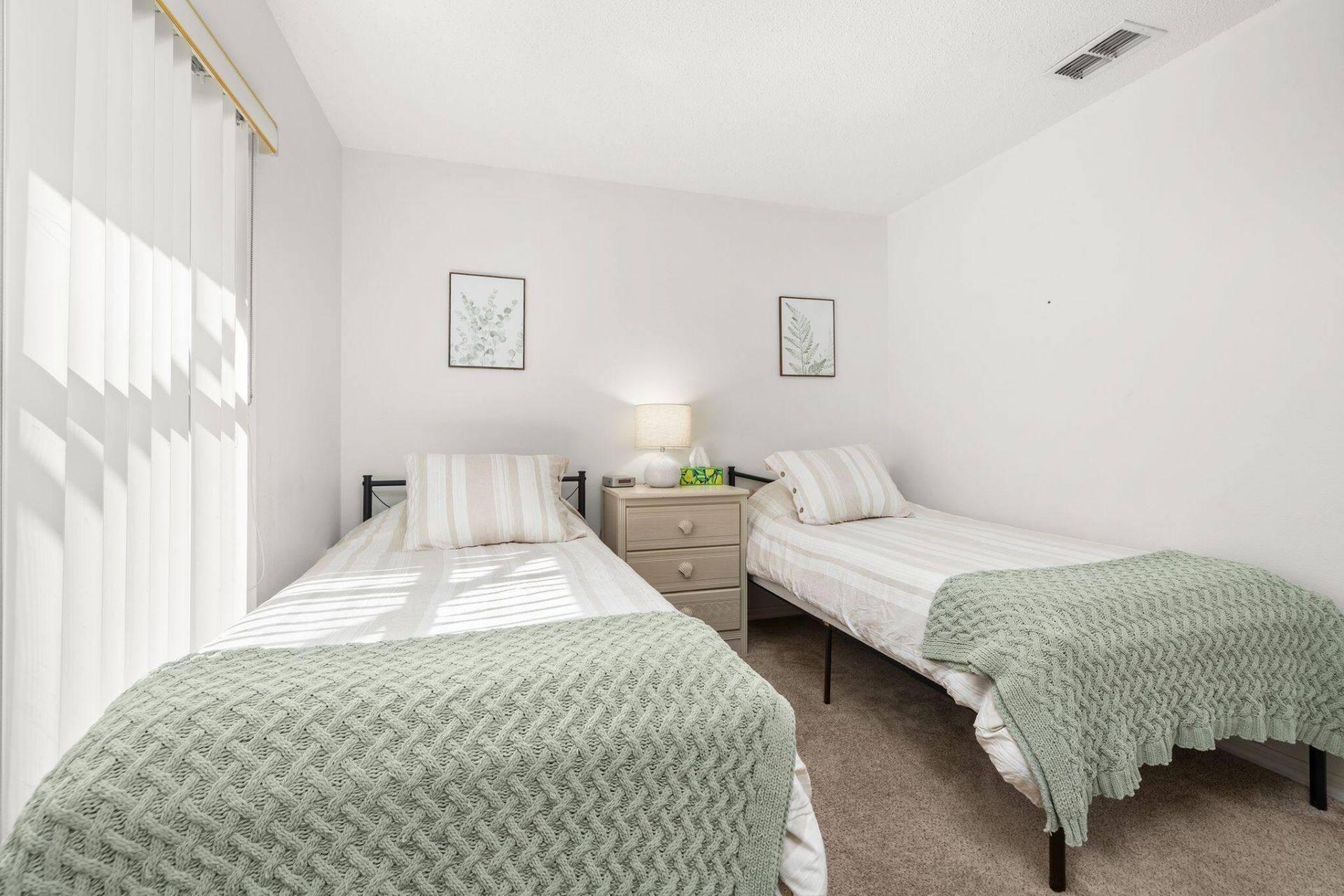 128 Pine Cone Drive, Davenport, FL 33897 Photo