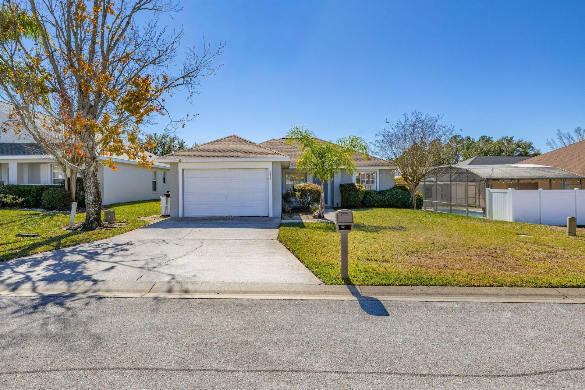 128 Pine Cone Drive, Davenport, FL 33897 Photo