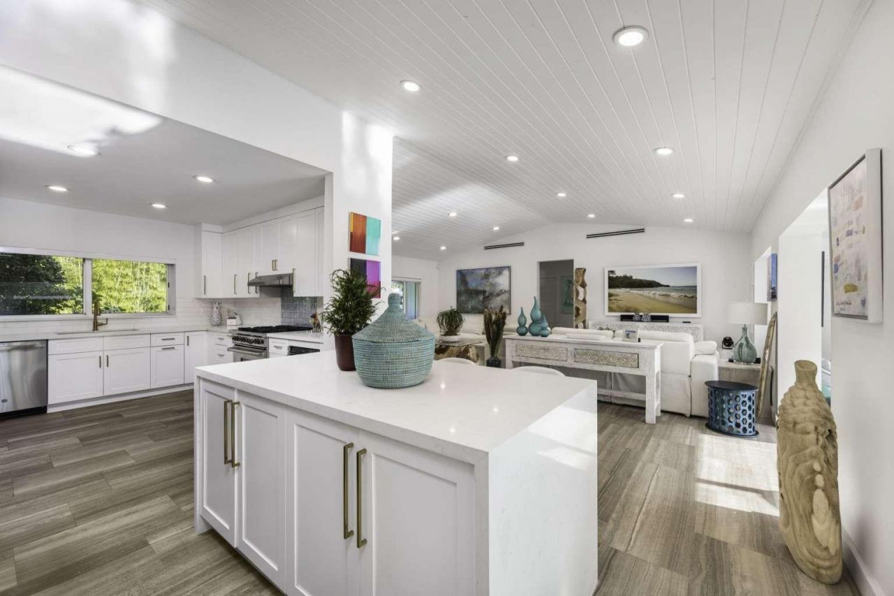 4950 Riviera Drive, Coral Gables, FL 33146 Photo