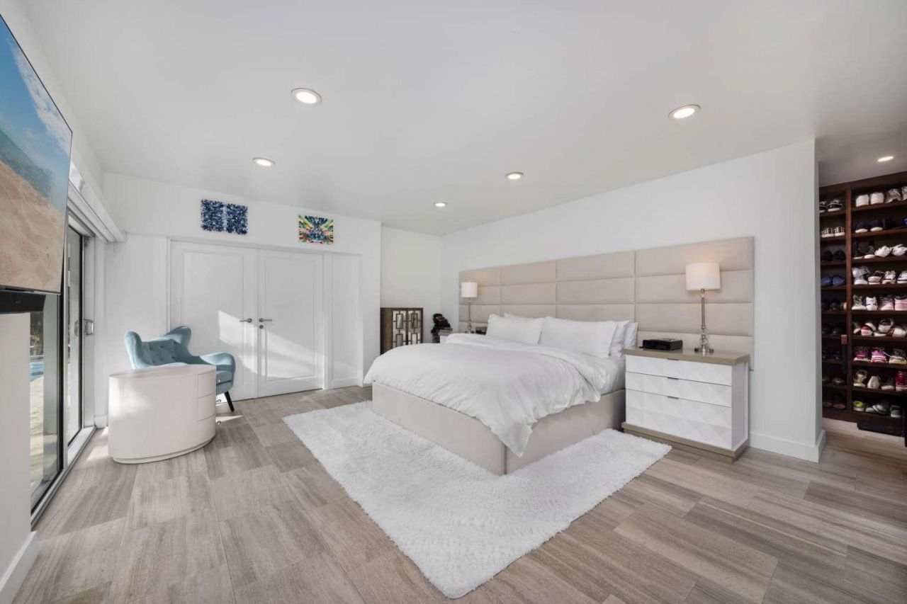 4950 Riviera Drive, Coral Gables, FL 33146 Photo