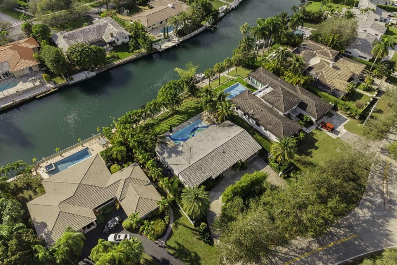 4950 Riviera Drive, Coral Gables, FL 33146 Photo