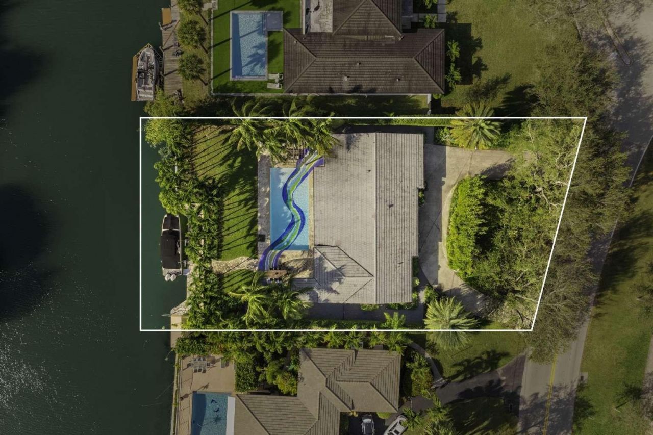 4950 Riviera Drive, Coral Gables, FL 33146 Photo