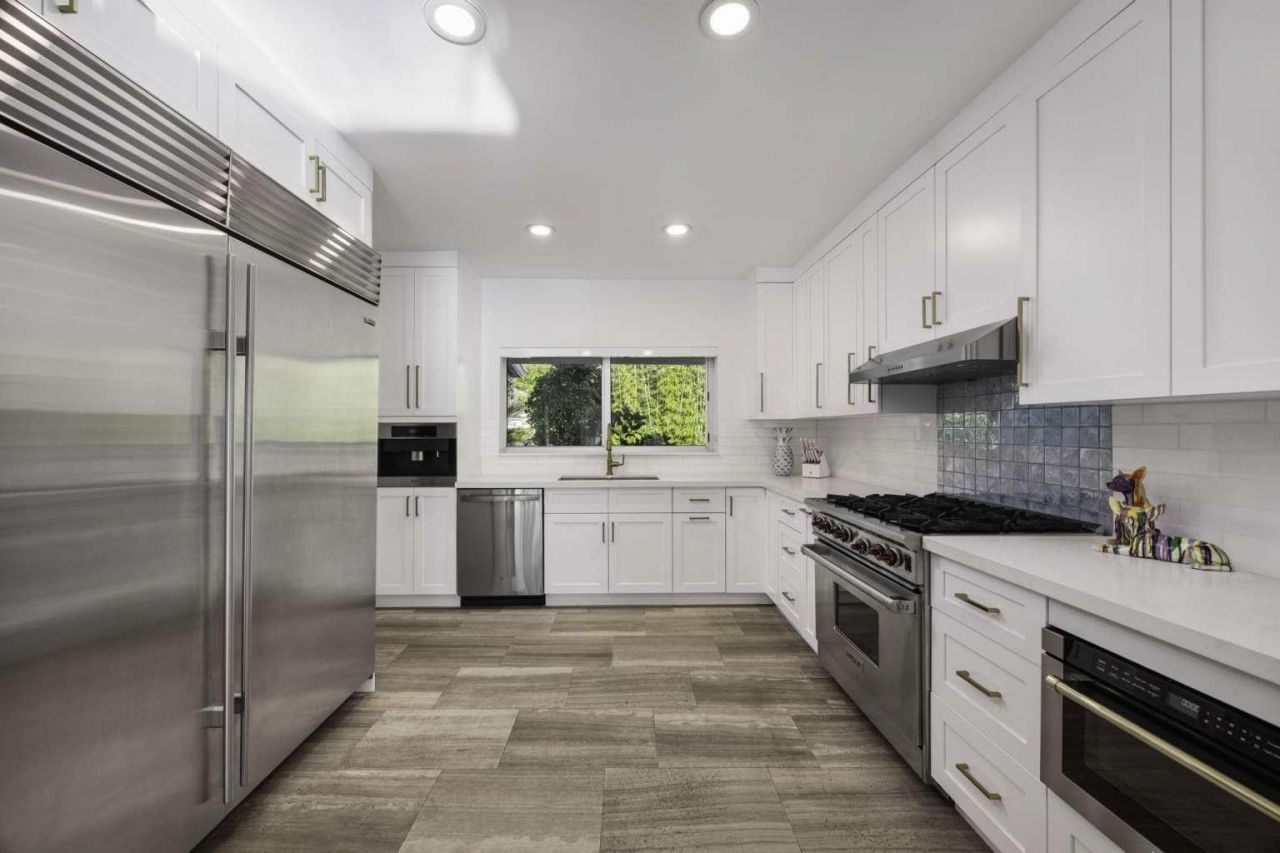 4950 Riviera Drive, Coral Gables, FL 33146 Photo