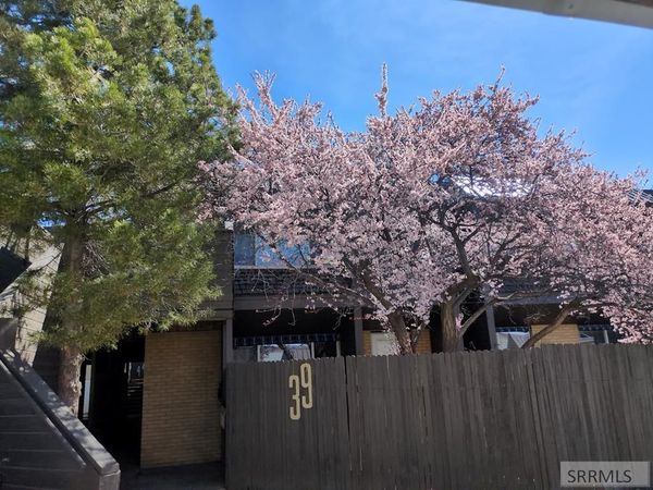 220 N Fanning Avenue, Unit 39, IDAHO FALLS, ID 83401