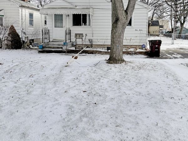 412 N Grace Street, Lansing, MI 48917