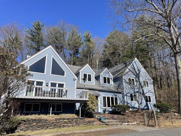 23 Alyssum Drive, Amherst, MA 01002