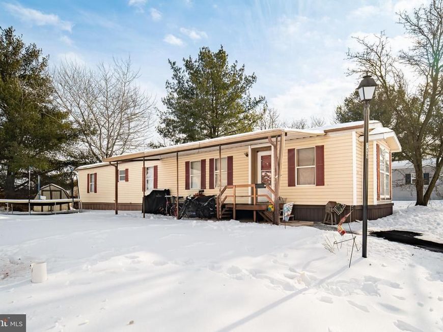 138 Meadowview Drive, Dover, PA 17315 Main Photo