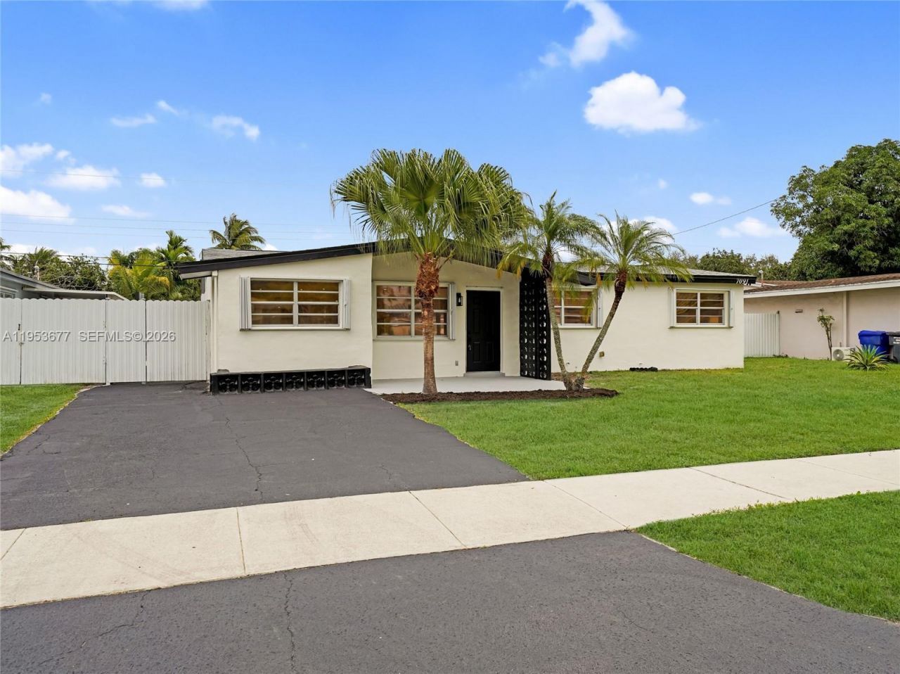 7091 Harding St, Hollywood, FL 33024 Photo