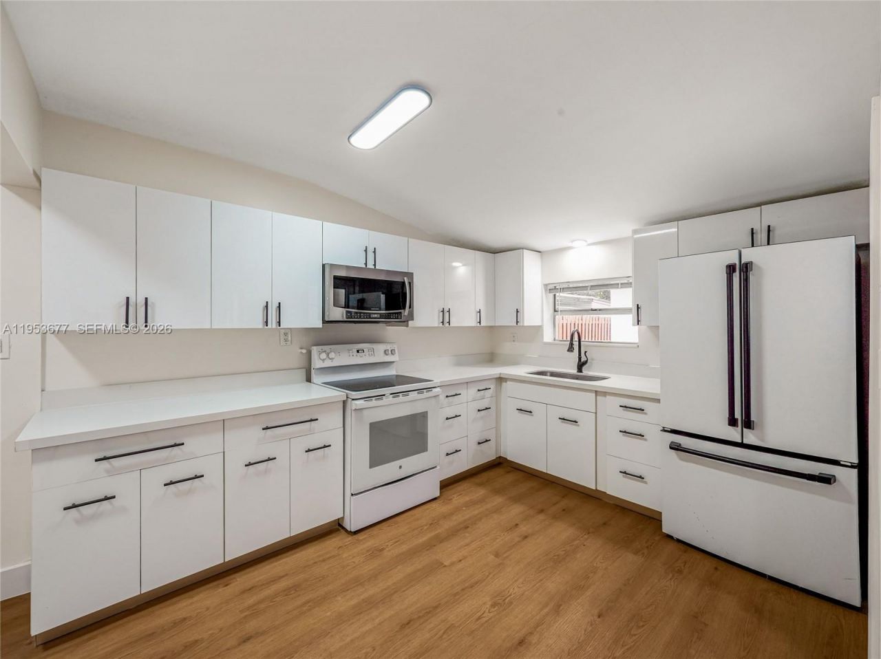 7091 Harding St, Hollywood, FL 33024 Photo