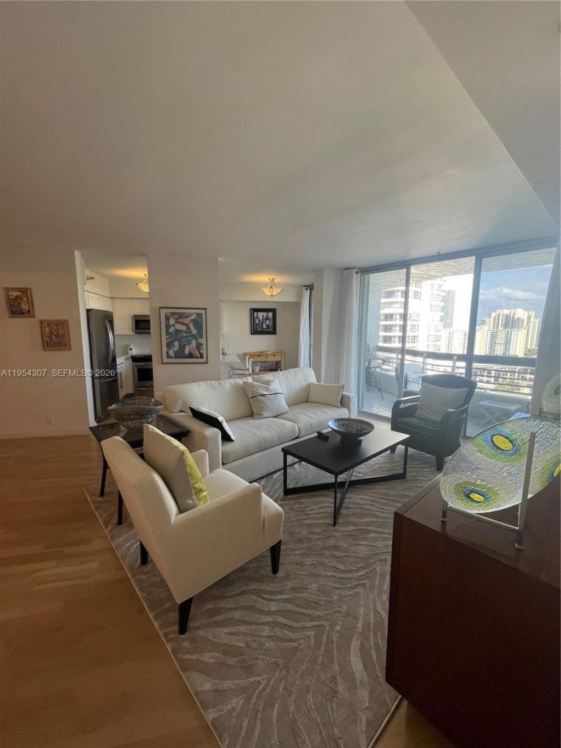 19101 NE 36th Ct , Unit 1910, Aventura, FL 33180 Photo