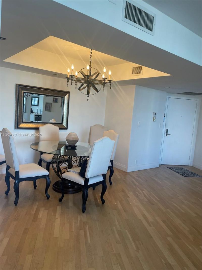 19101 NE 36th Ct , Unit 1910, Aventura, FL 33180 Photo