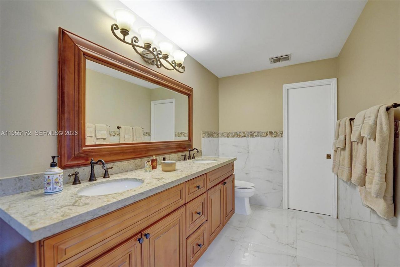 3187 Beechberry Cir, Davie, FL 33328 Photo