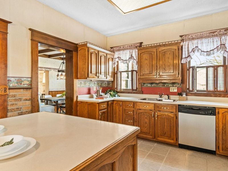 230 W Columbus Street, Mount Sterling, OH 43143 Photo 24