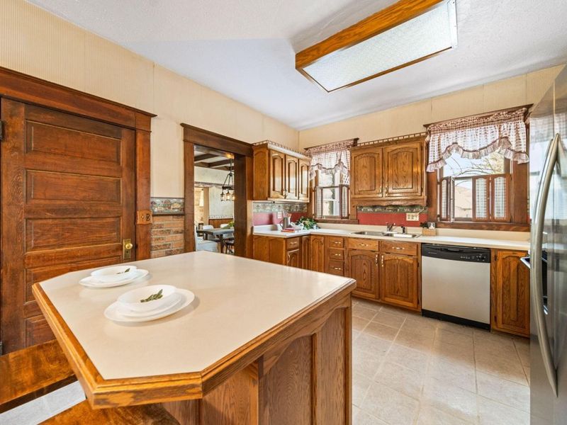 230 W Columbus Street, Mount Sterling, OH 43143 Photo 26