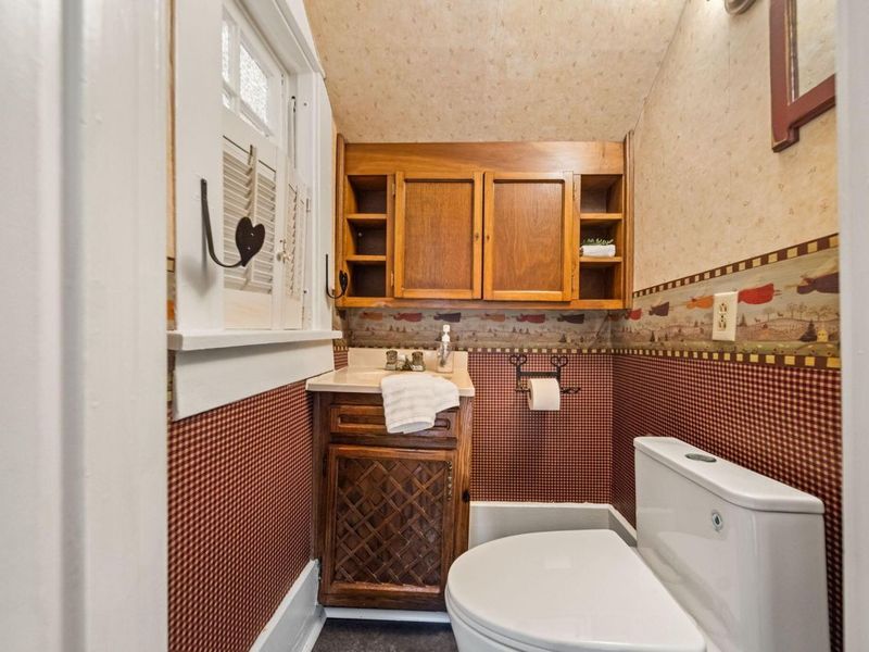 230 W Columbus Street, Mount Sterling, OH 43143 Photo 33