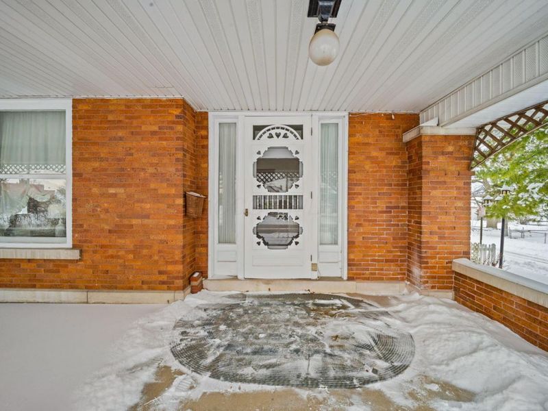 230 W Columbus Street, Mount Sterling, OH 43143 Photo 4