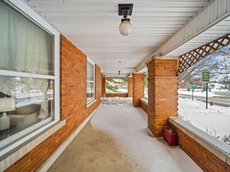 230 W Columbus Street, Mount Sterling, OH 43143 Photo 6