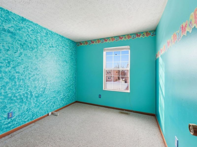 1062 Viewpointe Drive, Columbus, OH 43207 Photo 12