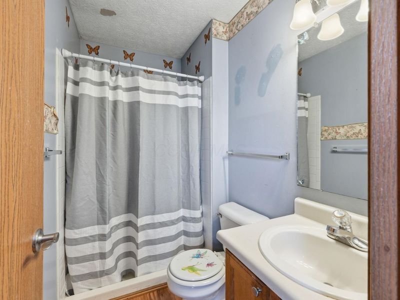 1062 Viewpointe Drive, Columbus, OH 43207 Photo 17