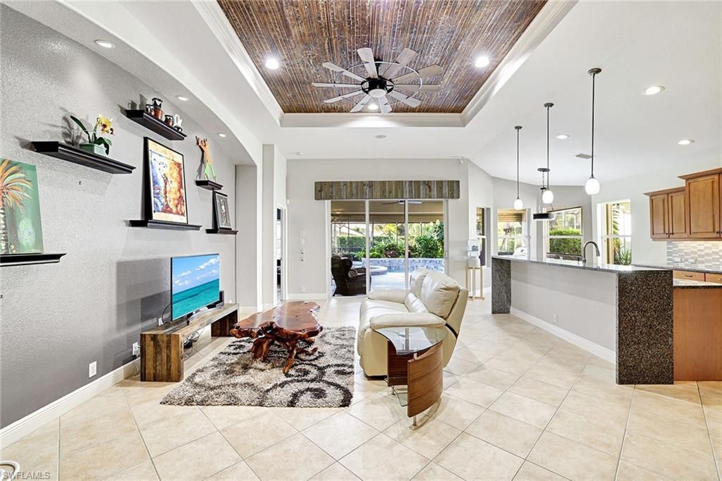 20401 Talon Trce, Estero, FL 33928 Photo