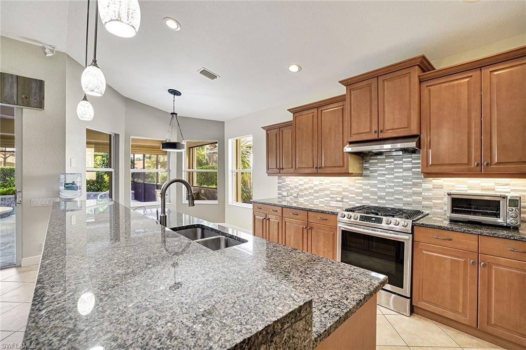 20401 Talon Trce, Estero, FL 33928 Photo