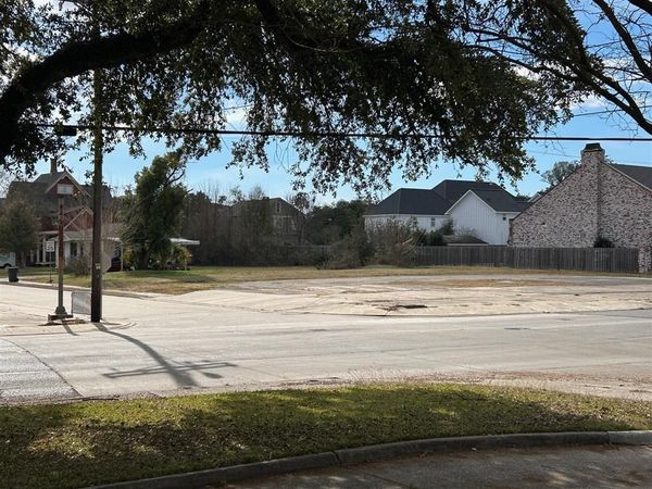 tbd Broad St Street, Lake Charles, LA 70601