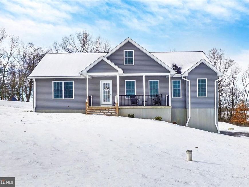 1048 Keller Road, York, PA 17406 Main Photo