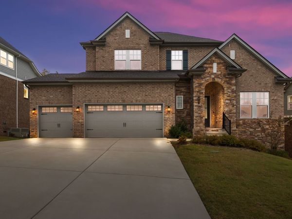 816 Novalis St , Nolensville, TN 37135