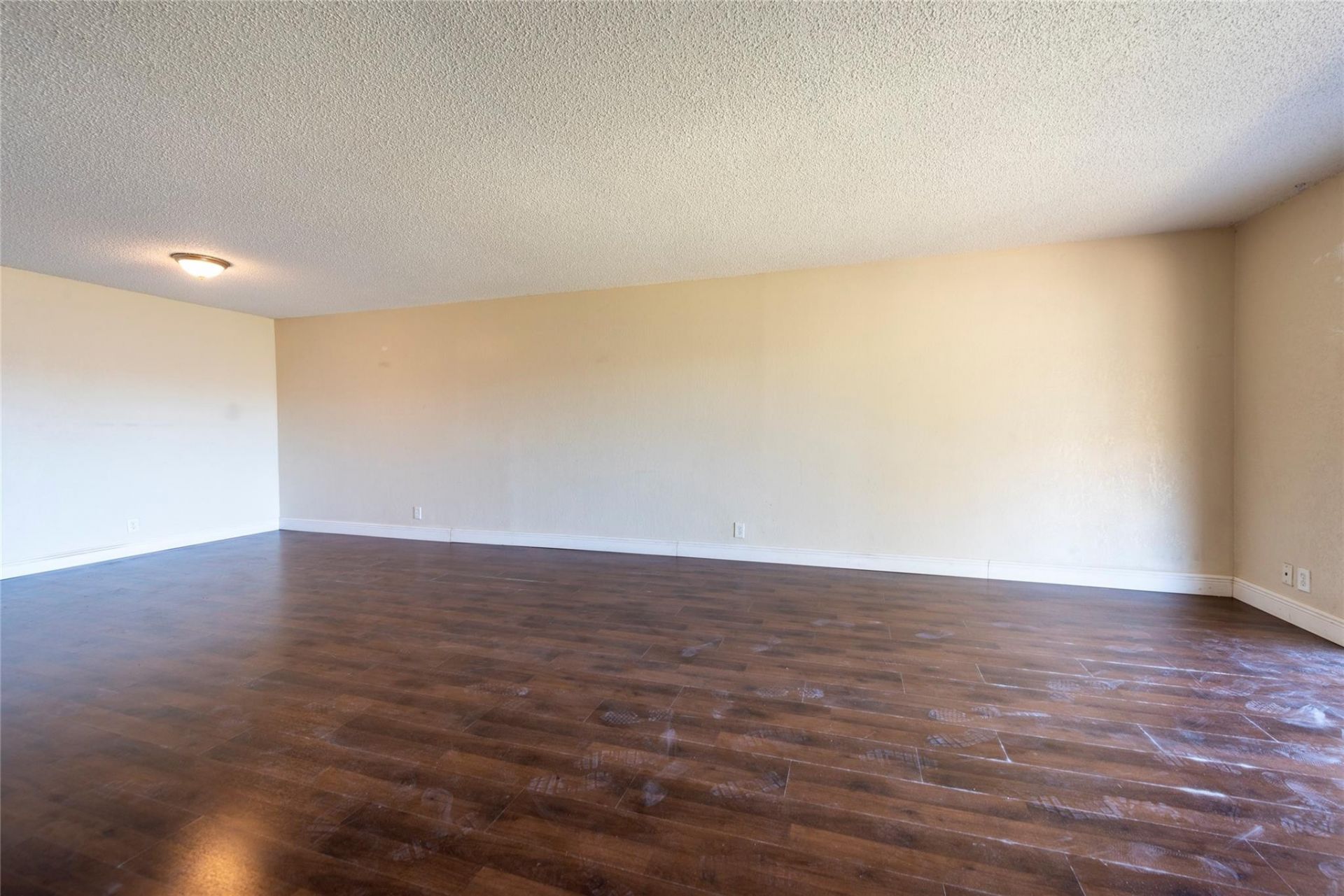 6101 N Falls Circle Drive, Unit 402, Lauderhill, FL 33319 Photo