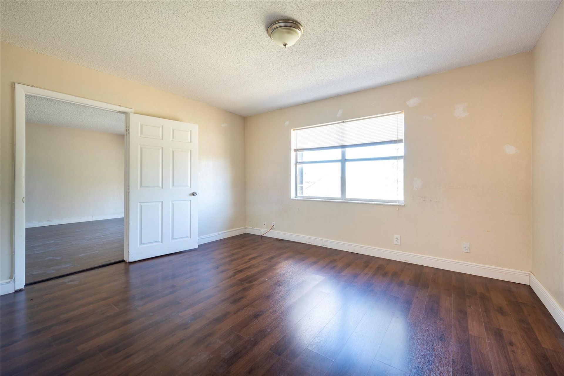 6101 N Falls Circle Drive, Unit 402, Lauderhill, FL 33319 Photo