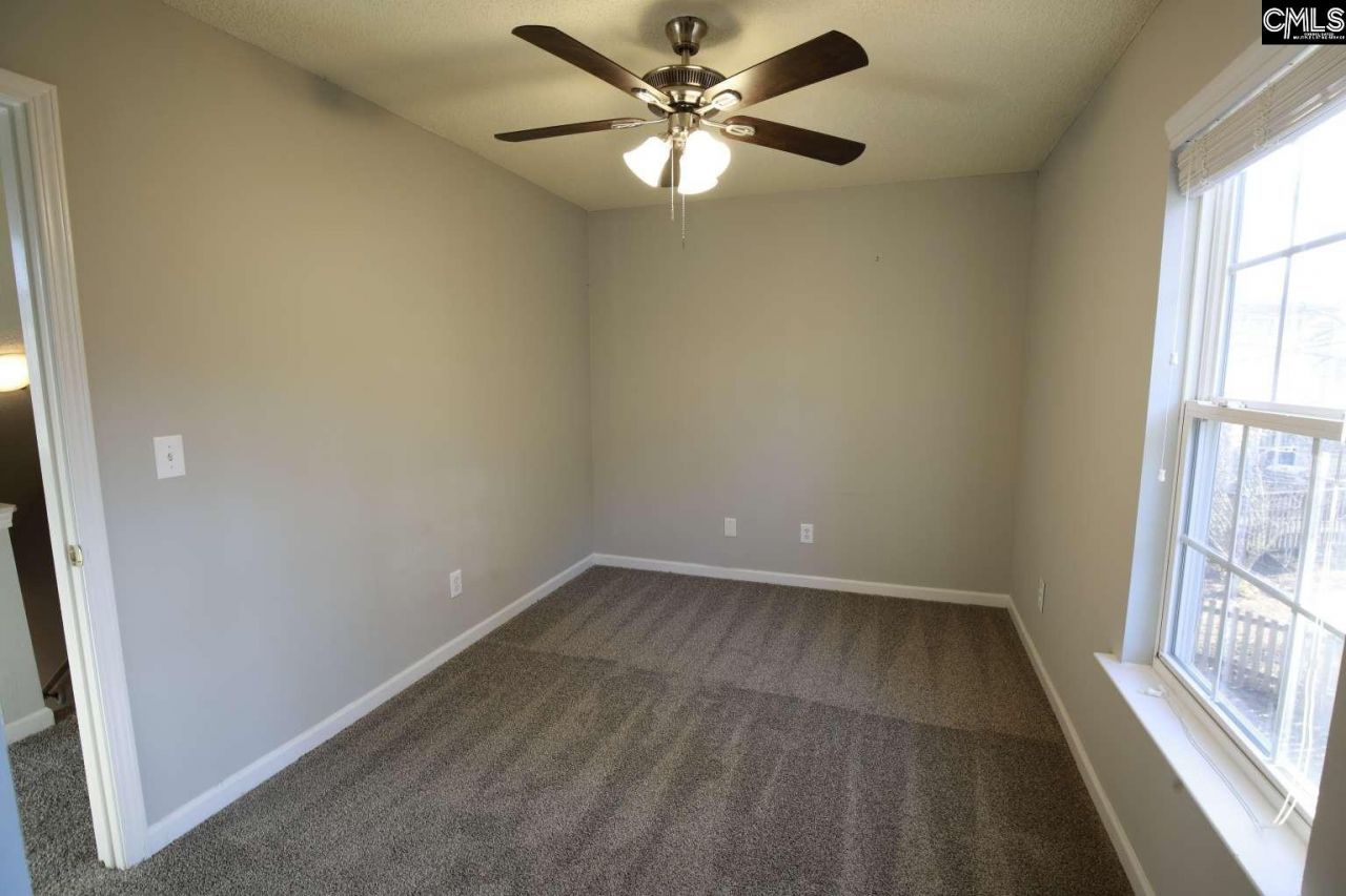 126 Chestnut Woods  Photo 12