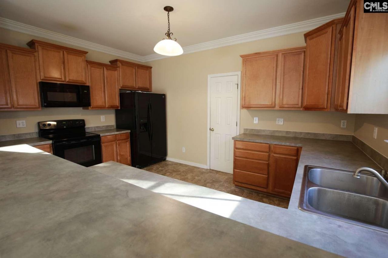 126 Chestnut Woods  Photo 14