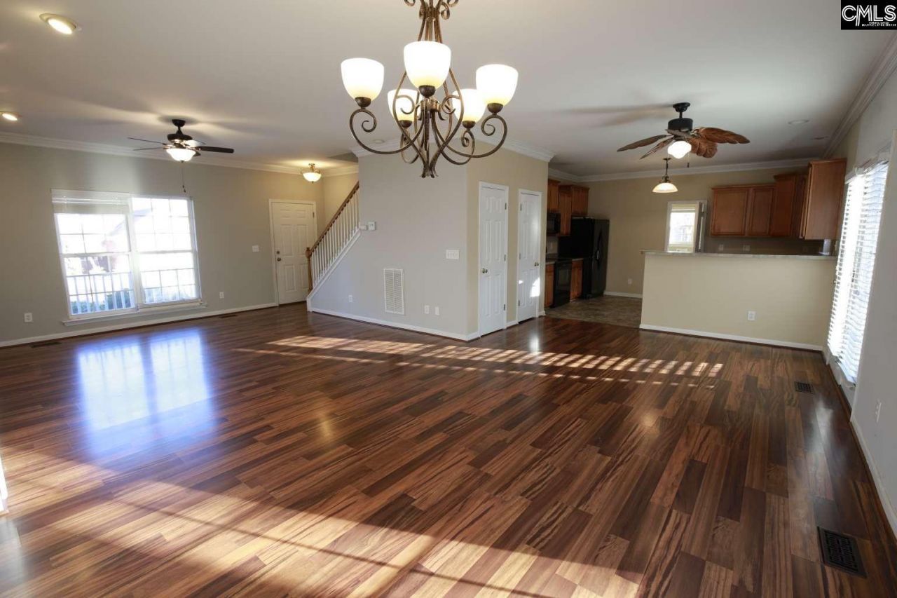 126 Chestnut Woods  Photo 6