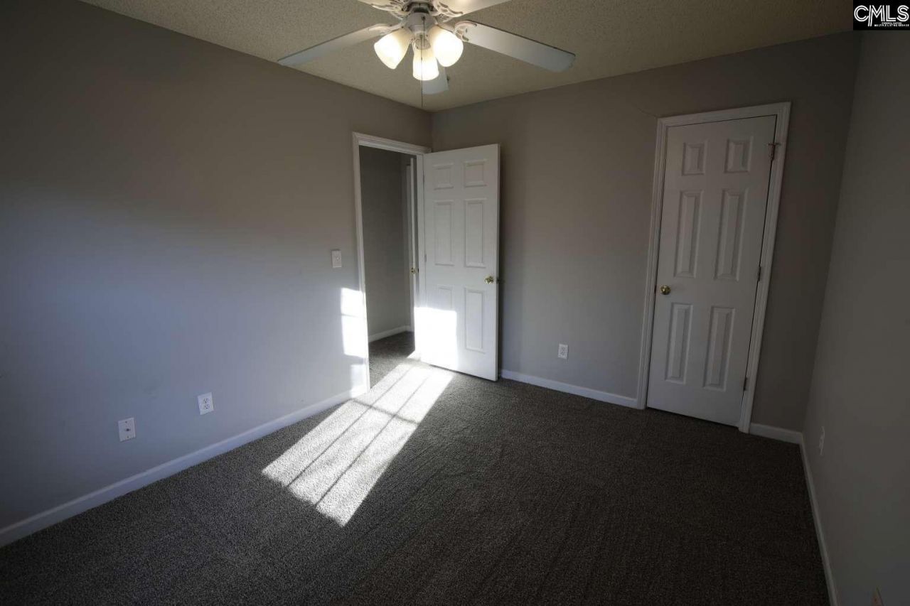 126 Chestnut Woods  Photo 9